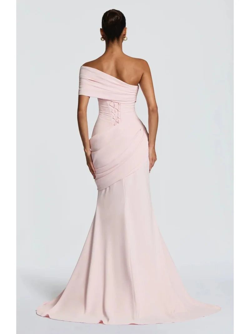 French elegant evening dress, ladies' style, oblique collar and off-the-shoulder, sexy, slim, waist and solid color, advanced.