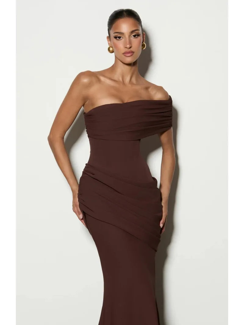 French elegant evening dress, ladies' style, oblique collar and off-the-shoulder, sexy, slim, waist and solid color, advanced.