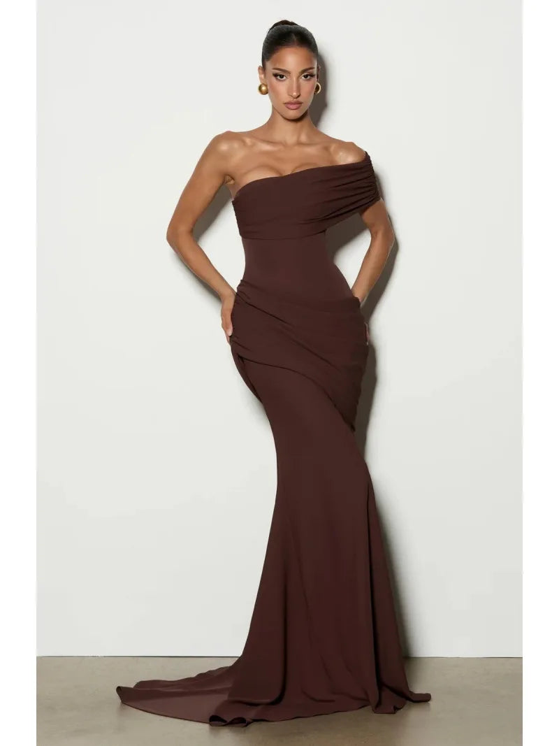 French elegant evening dress, ladies' style, oblique collar and off-the-shoulder, sexy, slim, waist and solid color, advanced.